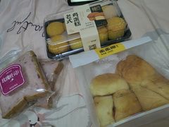 -皇冠幸福里动物奶油生日蛋糕(古田二路店)