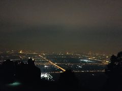 -鬼笑石后山停车场