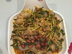 -关东情主题文化演艺餐厅