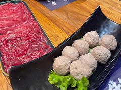 -牛村来人潮汕牛肉火锅(西单店)