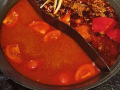 -鹿鸣山草本茶香火锅(园西路店)