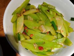 -费大厨辣椒炒肉(万家丽一店)