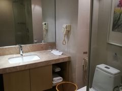 -南京双门楼宾馆(盐仓桥地铁站阅江楼店)