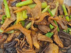 -江城燕子大排档(江汉路步行街店)