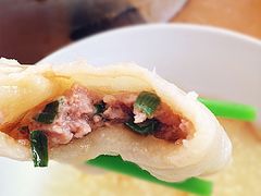 猪肉灌汤包-金城包子牛肉灌汤包(台东四路店)