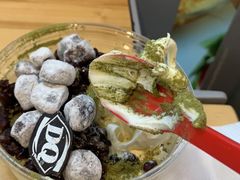 -DQ·蛋糕·冰淇淋(大宁国际商业广场店)