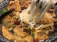 -粉家柳州螺蛳粉(杨宅路店)