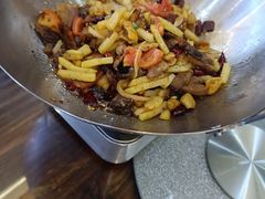 -老唐三下锅 ·张家界地标美食(溪布街店)