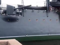 -阿芙乐尔号巡洋舰