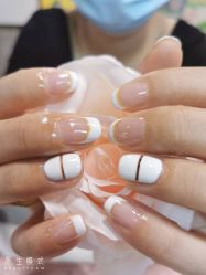 -瞬滢日式美甲舍