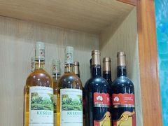 -小海豚•老字号海鲜餐厅(天涯店)