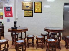等位区-珍珍小食店(西华路店)
