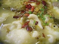 -周鱼小馆石锅酸菜鱼(活力汇店)