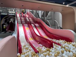 -奈尔宝家庭中心·亲子餐厅(北京东坝万达店)