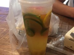-格瑞思动物奶油生日蛋糕(圆融店)