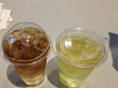 -瑞幸咖啡(中原万达店)