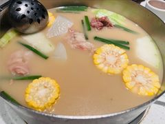 -肥仔文澳门猪骨煲(南京西路店)