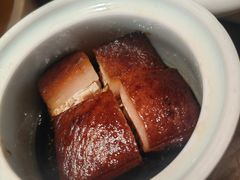 东坡肉-新白鹿餐厅(滨江银泰店)