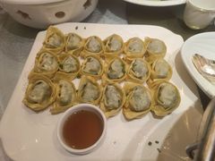 油煎菜肉馄饨-申宴酒楼(王子百货店)
