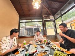 -小山羊功夫串·泰安烧烤·海鲜小炒老地摊店