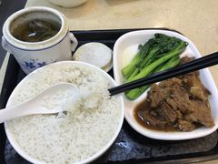 招牌牛腩饭+花旗参汤套餐-冠记·肠粉粥品专家(江南大道店)