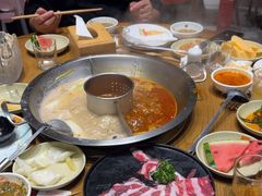 -佬土鹅肠火锅(中建大观店)
