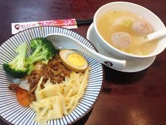 -胡须张鲁肉饭(台北大安店)