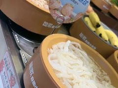 -龍歌自助小火锅(市南金茂湾店)