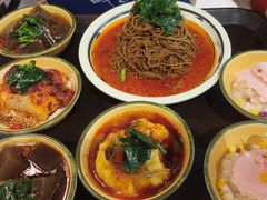 -蓝田九大碗民俗食府(蓝田店)
