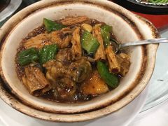 凉瓜支竹焖鱼腩-山泉公馆酒家(广州东站店)