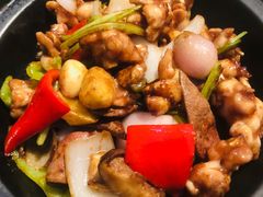 啫啫牛蛙煲-肥仔文澳门猪骨煲(南京西路店)