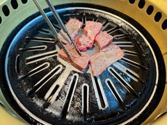-炼火烤肉店