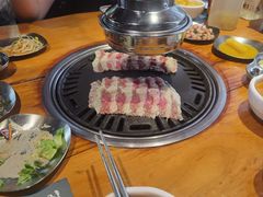 精品牛五花-唯成•韩国炭火烤肉 유성고기