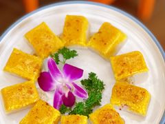 -阿瓦山寨·湘菜现炒·剁椒鱼头王(咸阳总店)
