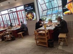 大堂-蛙一刀·麻椒鱼火锅(金仙桥店)