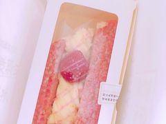 草莓魔法棒-奈雪的茶(中海环宇荟店)