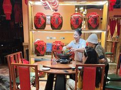-老滇山寨•云南特色菜•地方菜•民族风情歌舞表演(金碧店)