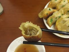 -小姜锅贴(凤凰街店)