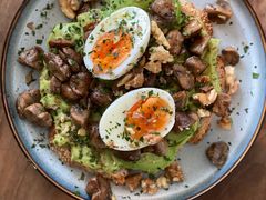 牛油果煮蛋吐司-RAC BAR(安福路店)