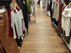 -优衣库(上海虹口龙之梦店)
