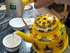 -乳仔牛牦牛汤锅 烤羊排(松潘古城店)