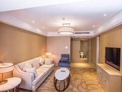 -青岛天瑞星空酒店