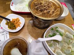 -南城香·饭香串香馄饨香(青年路店)