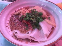 石河子风味凉皮-董小西的凉皮和椒麻鸡(三元桥店)