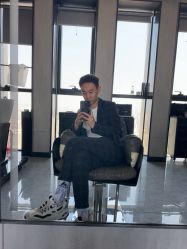 -TOP HAIR SALON
