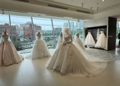 点击看大图 -Bridal Queen·婚纱女皇