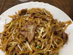 炒牛河-美食店(华贵路店)