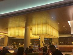 -东西风牛排馆周末烧烤自助(首都机场希尔顿店)