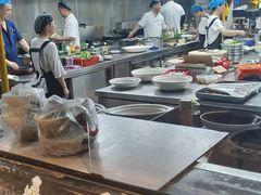 -黄泥岗·地道湖北菜(奥特莱斯店)