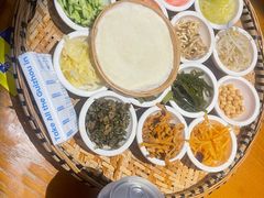 -包整·丝娃娃(一览甲秀楼风景店)